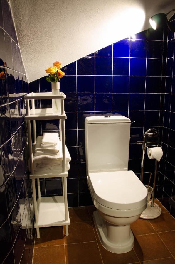 Ola Belem! Cozy Windmill, Stunning Views To Lisboa Bed & Breakfast Caparica Eksteriør bilde